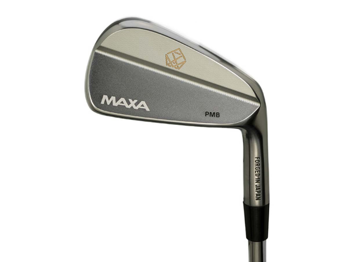 MAXAPMBBACKwhite_1 product photography